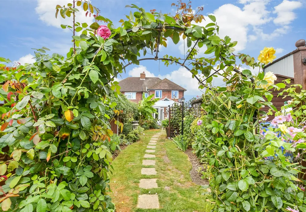 External Lifestyle Photograph - Burgess Green, Hacklinge, Deal, Kent - Wards of Kent