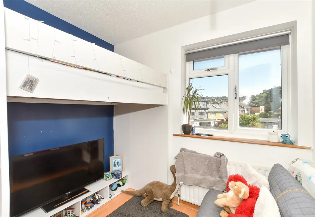 Bedroom 2 - Ridgeway Gardens, Woodingdean, Brighton, East Sussex - Wards of Kent