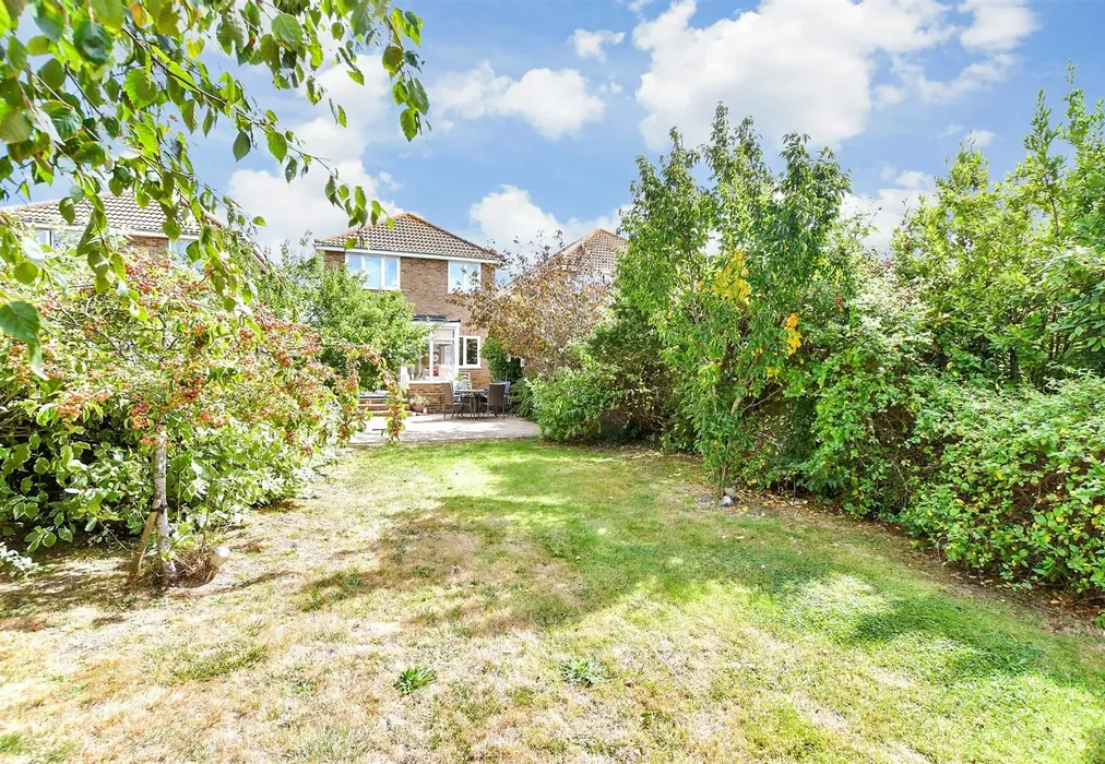 Rear Garden - Meehan Road, Greatstone, New Romney, Kent - Wards of Kent