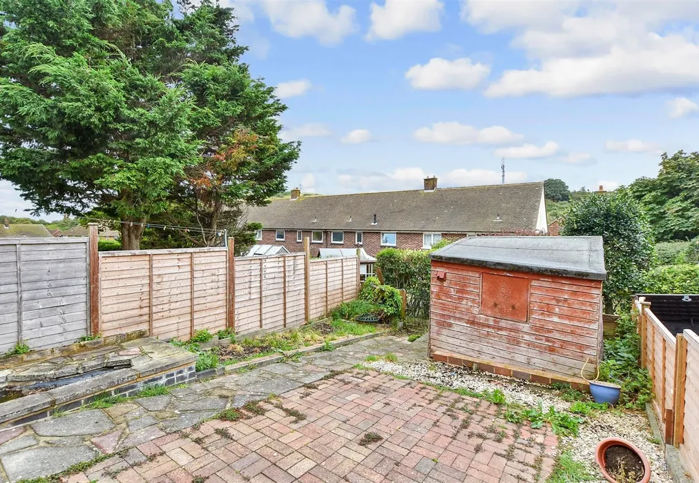 Rear Garden - St. David's Avenue, Aycliffe, Dover, Kent - Wards of Kent