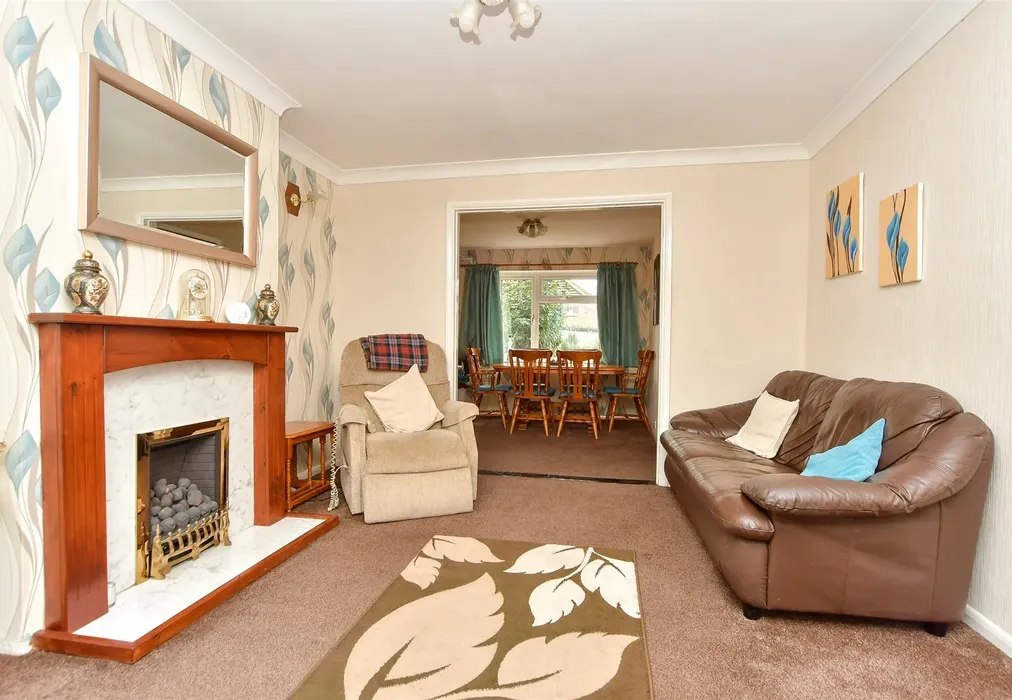 Lounge - Northumberland Avenue, Rainham, Gillingham, Kent - Wards of Kent