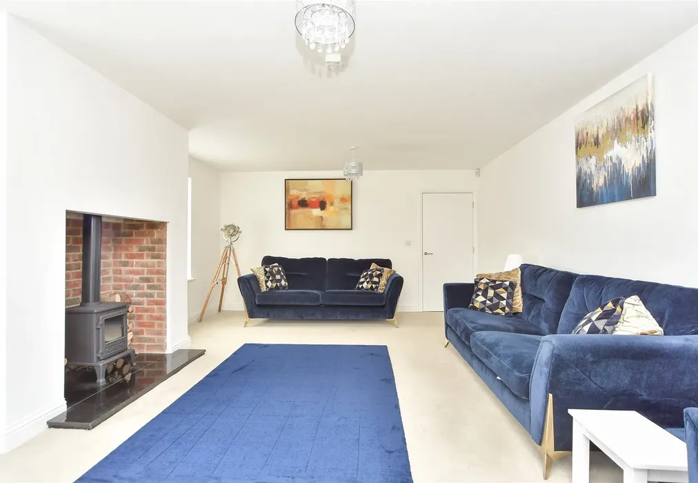 Lounge - Brickmakers Way, Hempstead, Gillingham, Kent - Wards of Kent