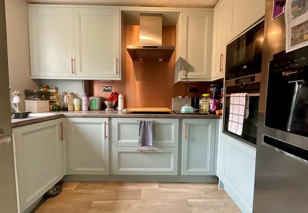 Kitchen - Masefield Road, Larkfield, Aylesford, Kent - Wards of Kent