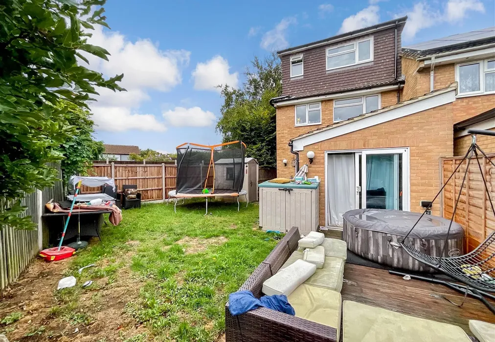 Rear Garden - Masefield Road, Larkfield, Aylesford, Kent - Wards of Kent