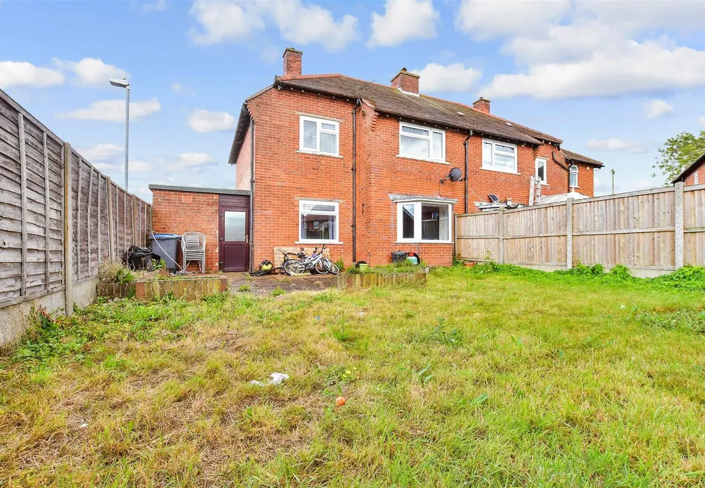 Rear Garden - Brenchley Avenue, Deal, Kent - Wards of Kent