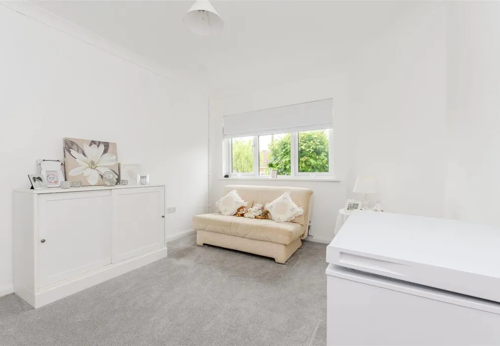 Dining Room - New Road, Meopham, Kent - Wards of Kent