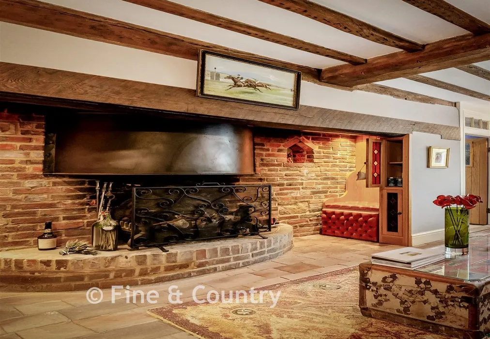 Internal Fireplace - Framfield Road, Buxted, Uckfield, East Sussex - Wards of Kent