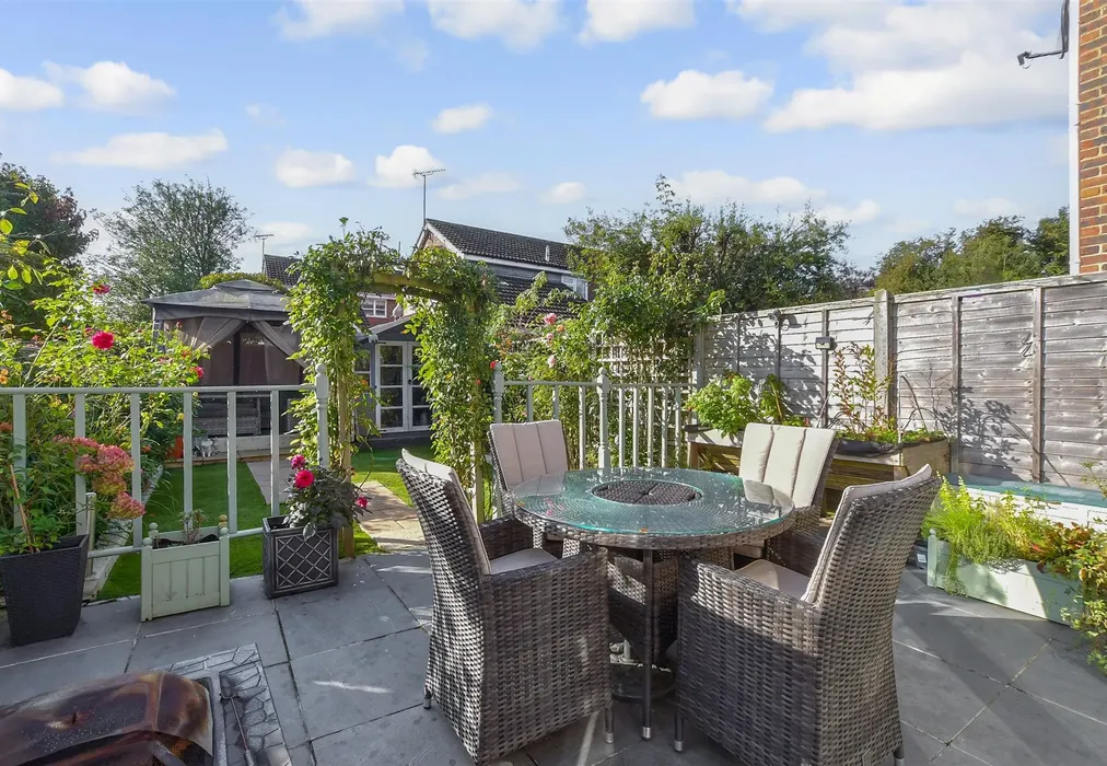 Rear Garden - Snapes Road, Storrington, West Sussex - Wards of Kent