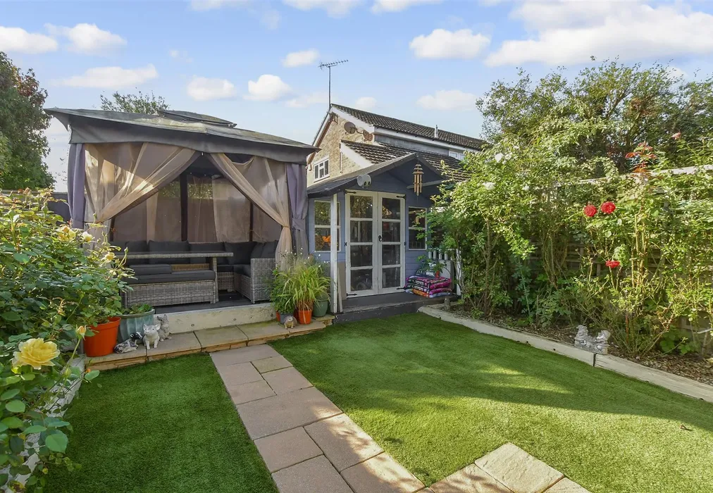 Rear Garden - Snapes Road, Storrington, West Sussex - Wards of Kent