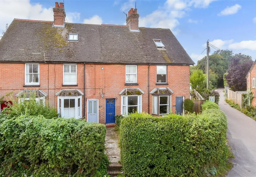 Front Elevation (Web) - Shalmsford Street, Chartham, Canterbury, Kent - Wards of Kent
