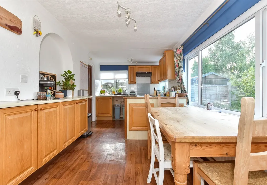 Kitchen/ Diner - Woodman Avenue, Whitstable, Kent - Wards of Kent