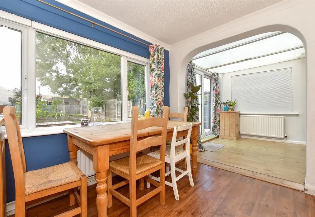 Kitchen/ Diner - Woodman Avenue, Whitstable, Kent - Wards of Kent