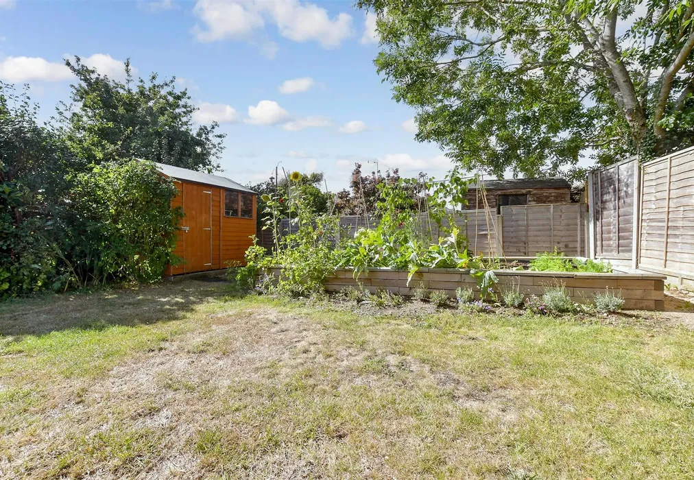Rear Garden - Woodman Avenue, Whitstable, Kent - Wards of Kent
