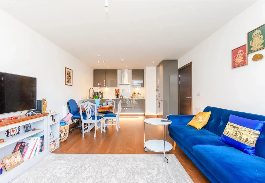 Lounge/Kitchen - Mill Pond Road, Dartford, Kent - Wards of Kent