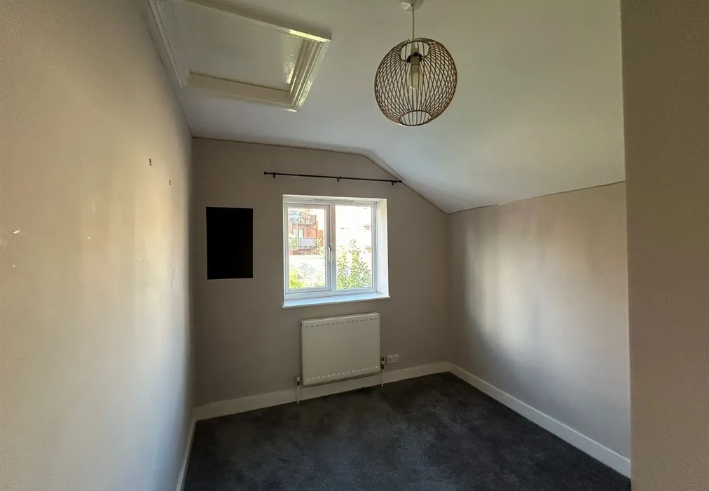 Bedroom - Barden Road, Tonbridge, Kent - Wards of Kent