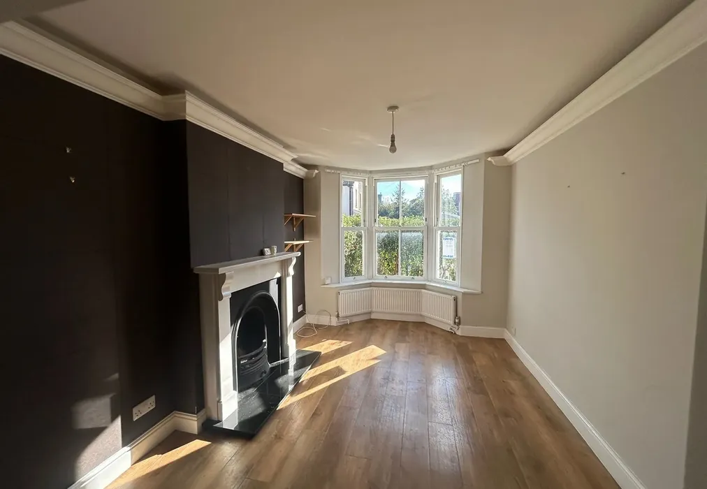 Lounge - Barden Road, Tonbridge, Kent - Wards of Kent