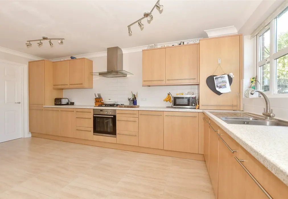 Kitchen - Mill Lane, Shepherdswell, Kent - Wards of Kent