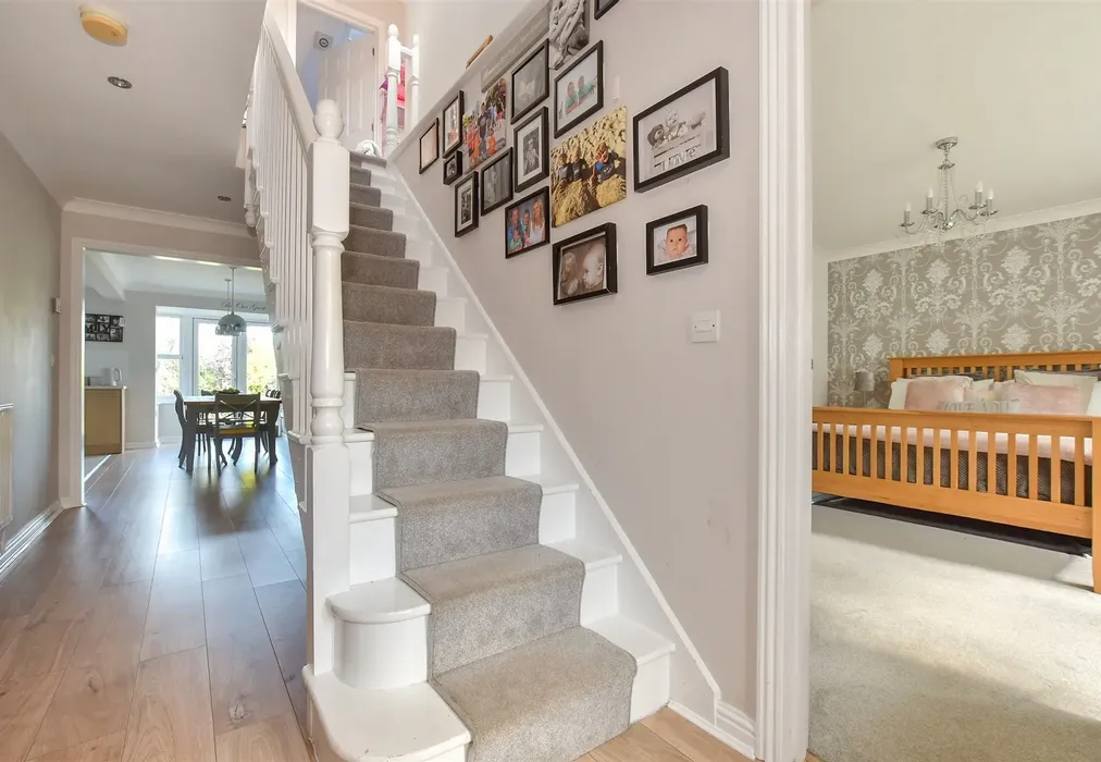 Internal Lifestyle Photograph - Mill Lane, Shepherdswell, Kent - Wards of Kent