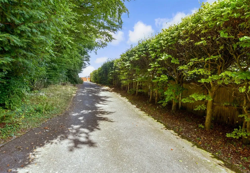 Driveway/Parking - Mill Lane, Shepherdswell, Kent - Wards of Kent
