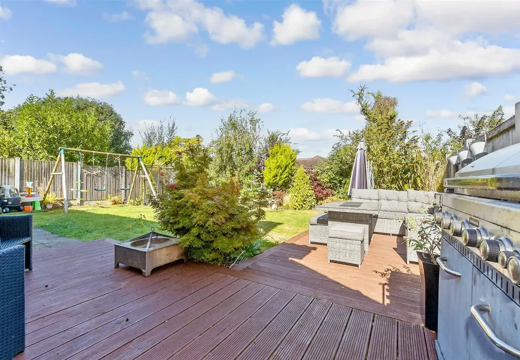 Patio / Decking - Mill Lane, Shepherdswell, Kent - Wards of Kent