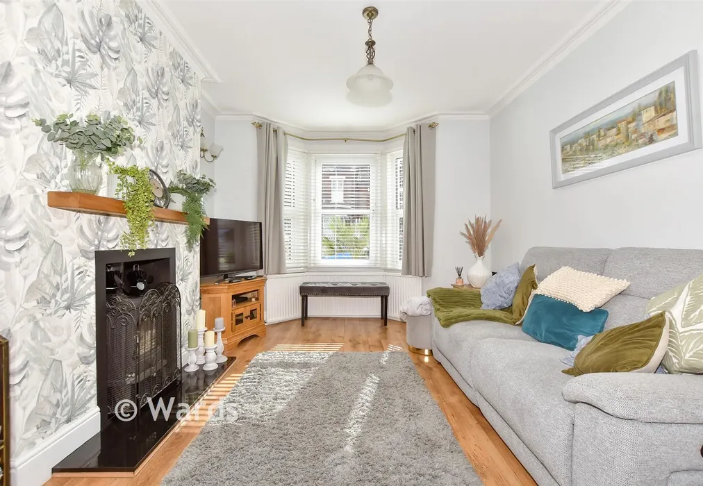 Lounge - Nightingale Road, Dover, Kent - Wards of Kent