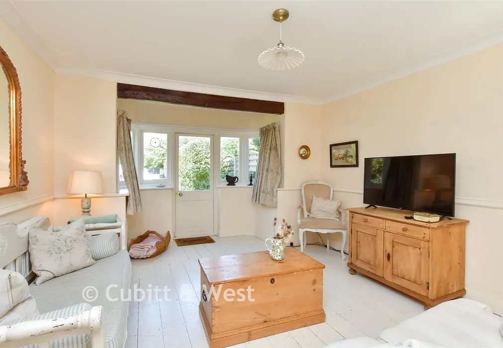 Lounge/ Kitchen - Kingsland Road, Worthing, West Sussex - Wards of Kent