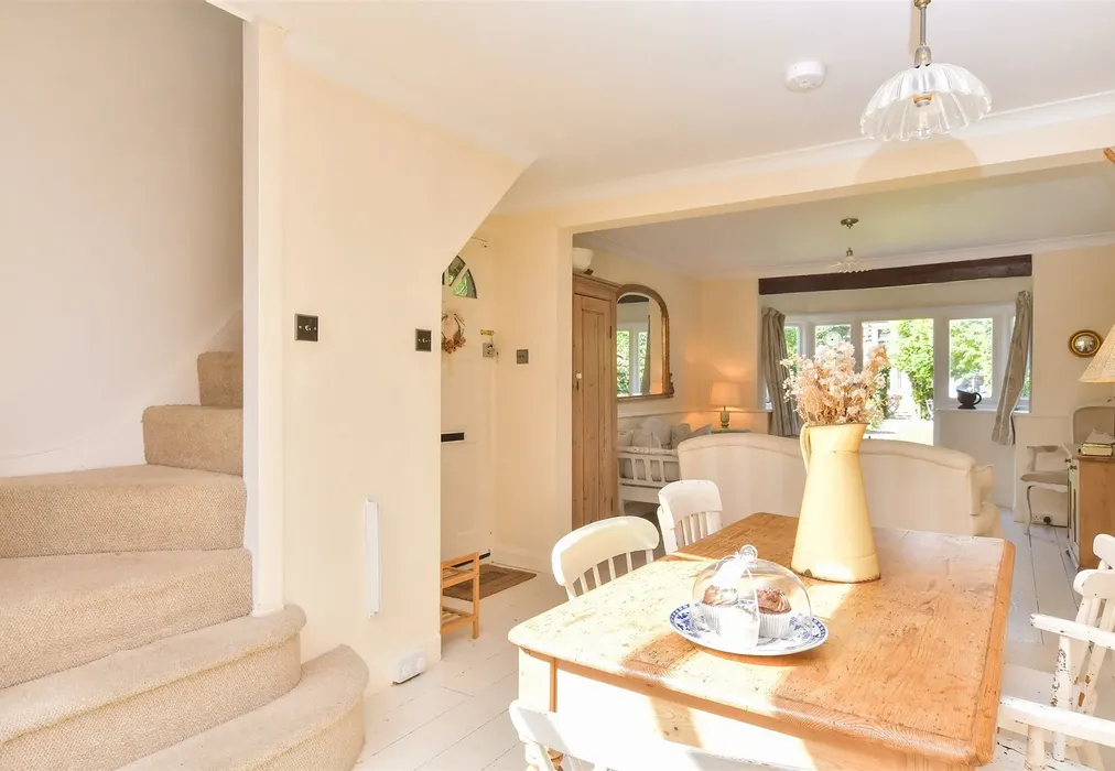 Lounge/ Kitchen - Kingsland Road, Worthing, West Sussex - Wards of Kent