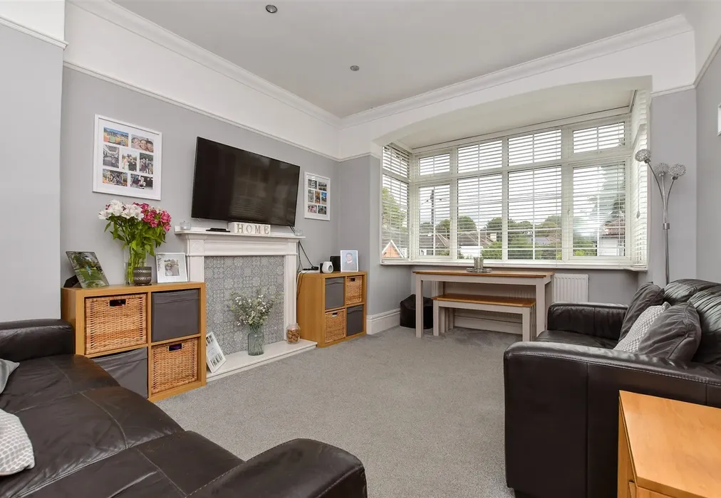 Lounge - Litchfield Road, Sutton, Surrey - Wards of Kent