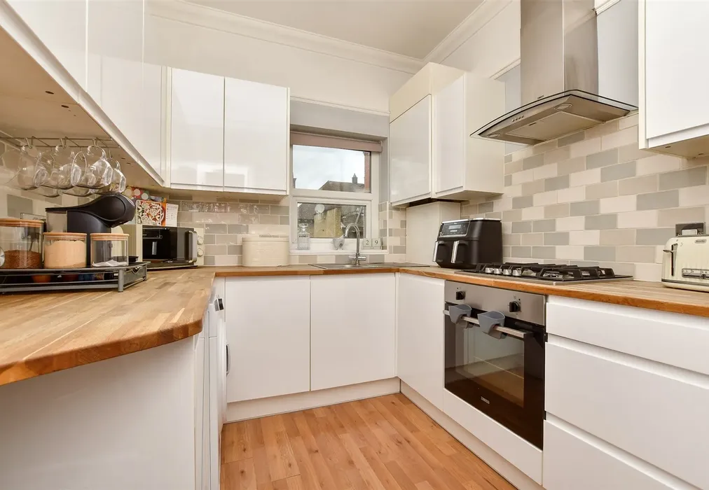 Kitchen - Litchfield Road, Sutton, Surrey - Wards of Kent