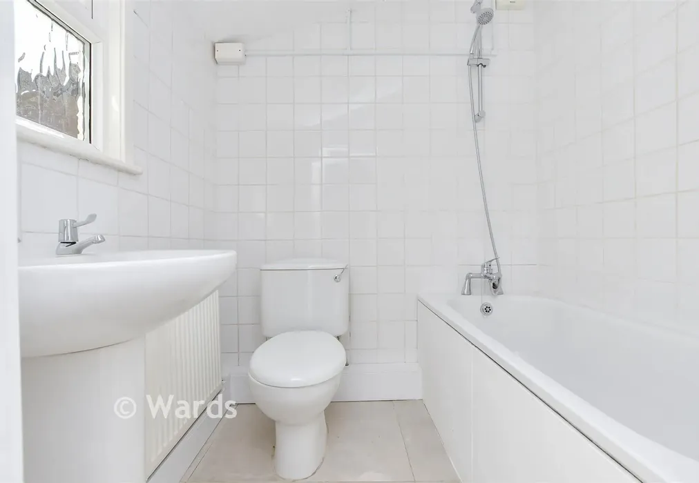 Bathroom - Milton Avenue, Margate, Kent - Wards of Kent