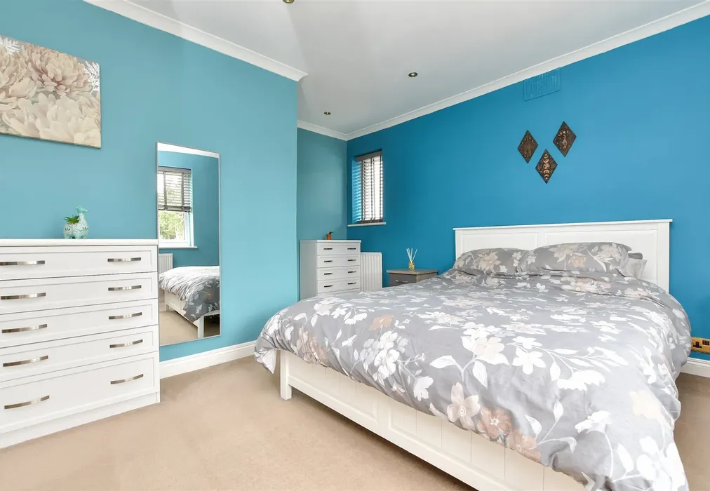 Bedroom 1 - Norwood Road, Effingham, Leatherhead, Surrey - Wards of Kent