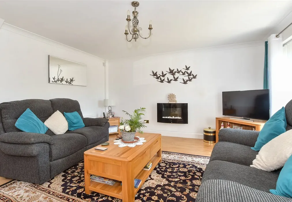 Lounge - Foxholes, Rudgwick, Horsham, West Sussex - Wards of Kent