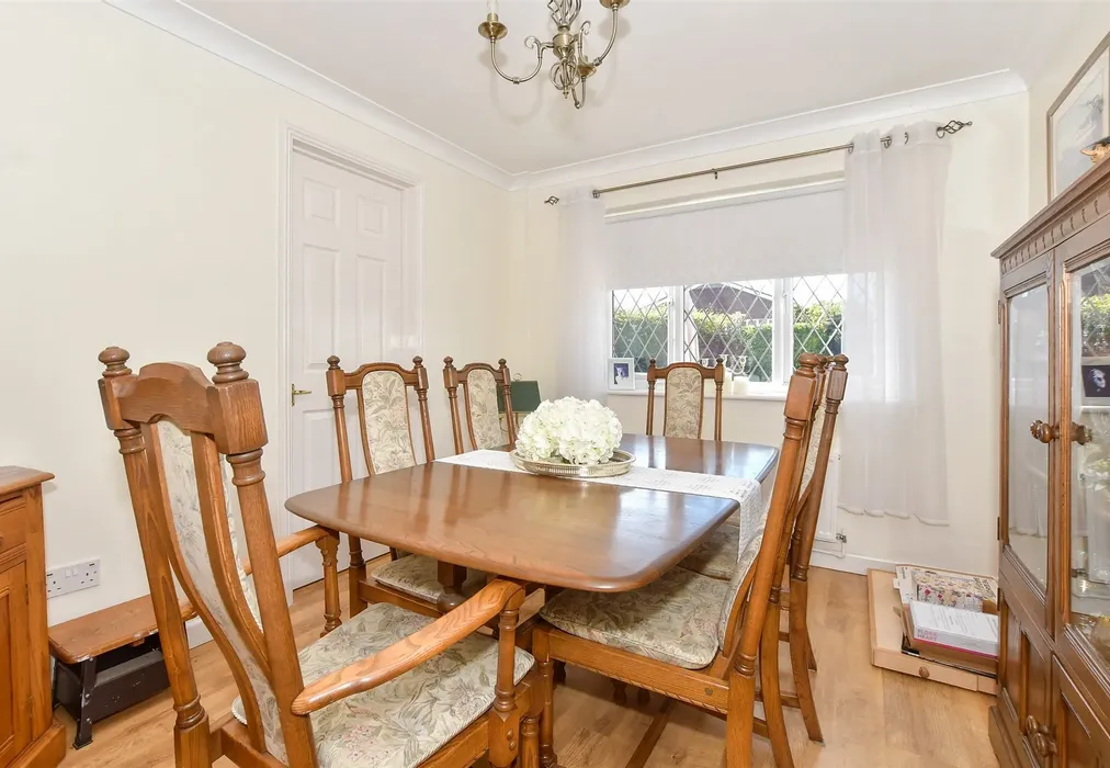 Dining Room - Foxholes, Rudgwick, Horsham, West Sussex - Wards of Kent