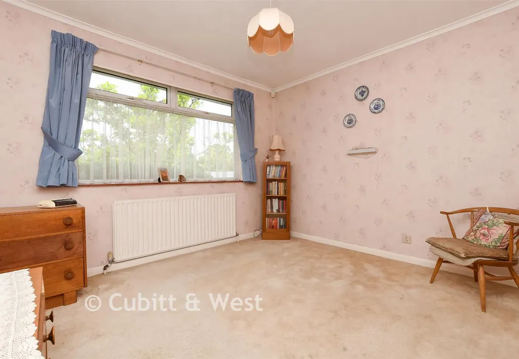 Bedroom 2 - Wrayfield Avenue, Reigate, Surrey - Wards of Kent