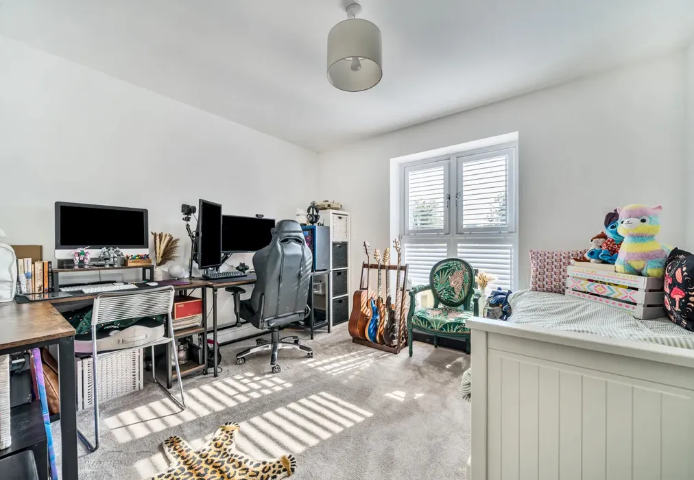 Bedroom 2 - Glenway Road, Rochester, Kent - Wards of Kent