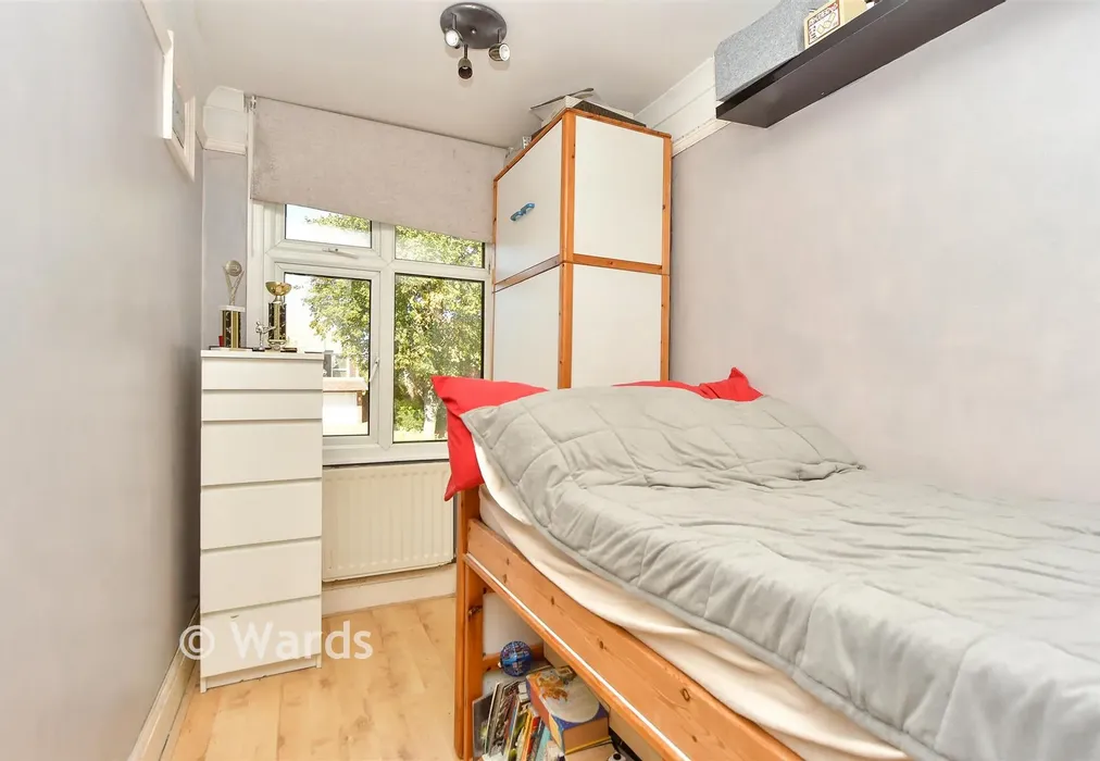 Bedroom 3 - Borden Lane, Sittingbourne, Kent - Wards of Kent