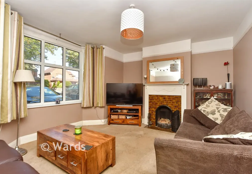 Lounge - Borden Lane, Sittingbourne, Kent - Wards of Kent