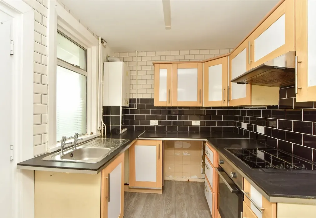 Kitchen - Gordon Avenue, Queenborough, Sheerness, Kent - Wards of Kent