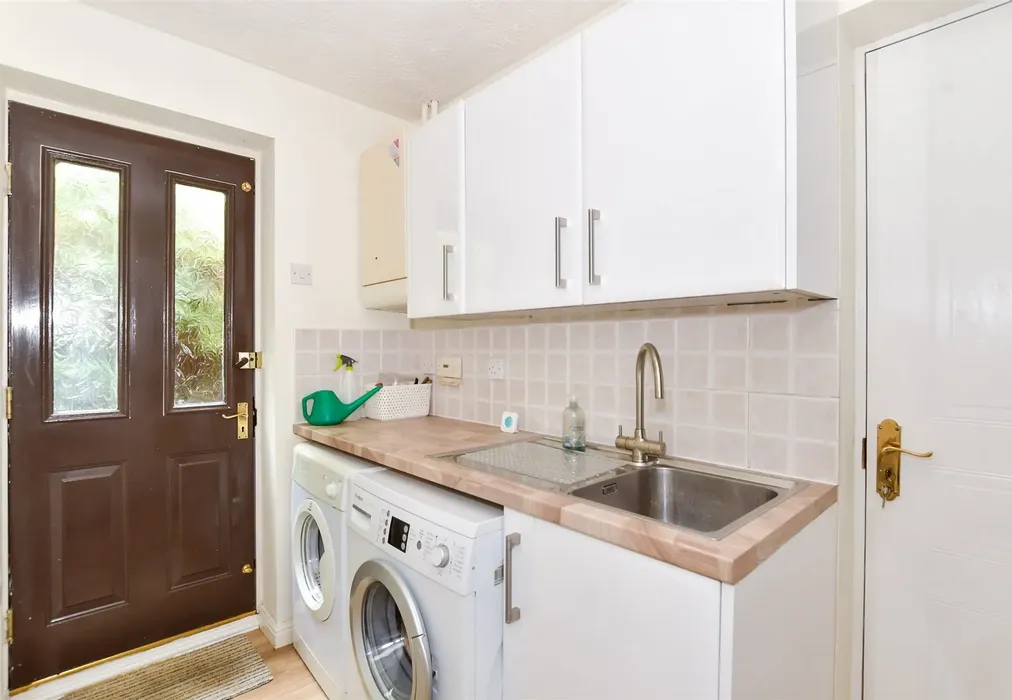 Utility Room - Garner Drive, East Malling, West Malling, Kent - Wards of Kent