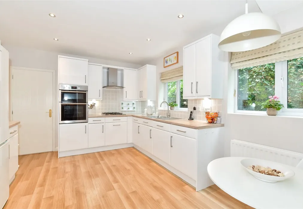 Kitchen/ Breakfast Room - Garner Drive, East Malling, West Malling, Kent - Wards of Kent