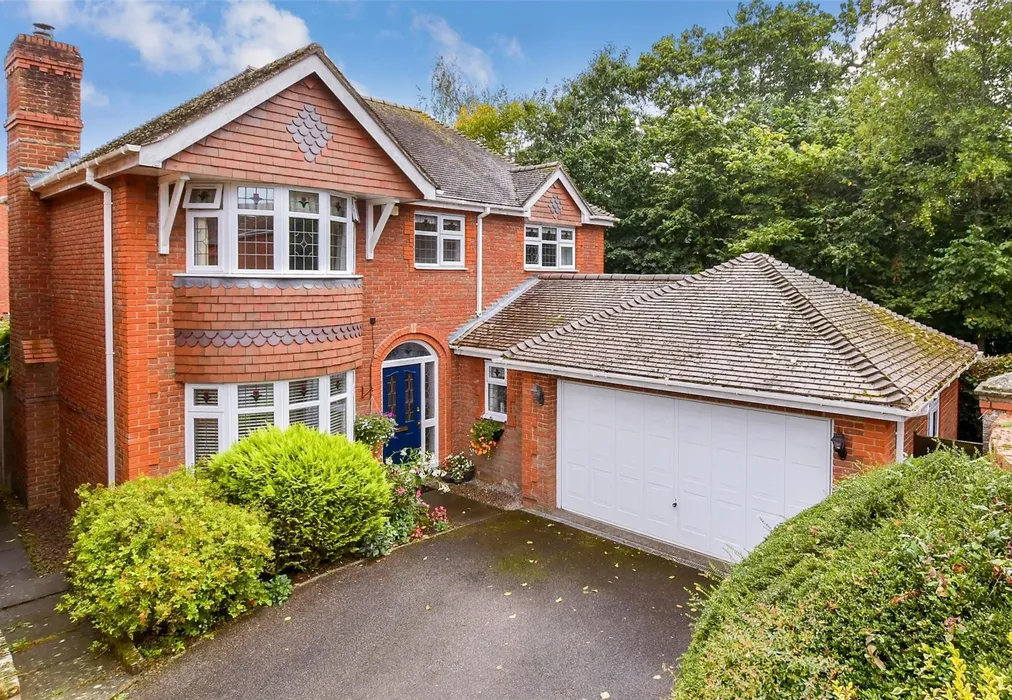 External (Web) 1 - Garner Drive, East Malling, West Malling, Kent - Wards of Kent