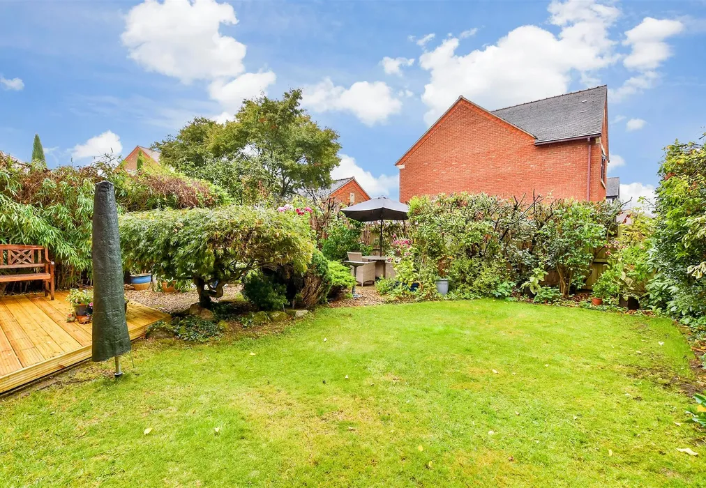 Rear Garden - Garner Drive, East Malling, West Malling, Kent - Wards of Kent