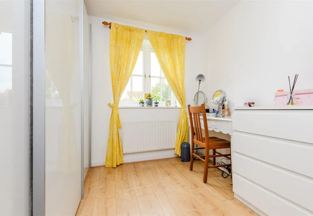 Bedroom 5 - Darenth Park Avenue, Dartford, Kent - Wards of Kent