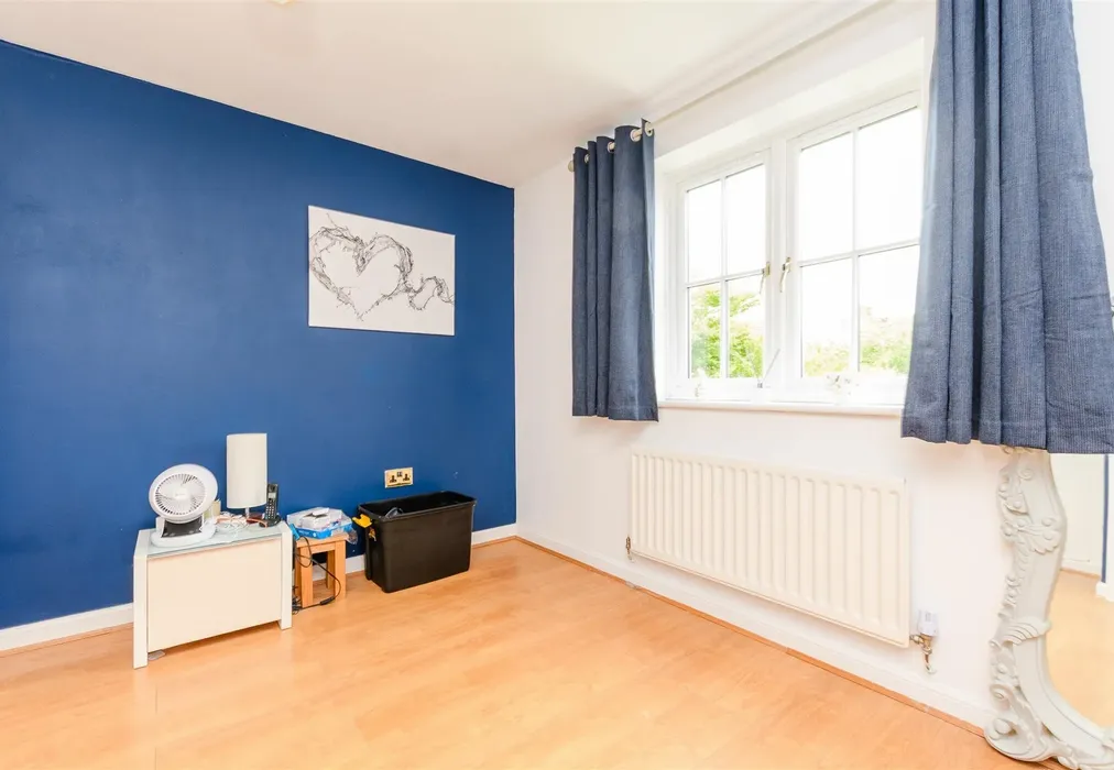Bedroom 4 - Darenth Park Avenue, Dartford, Kent - Wards of Kent