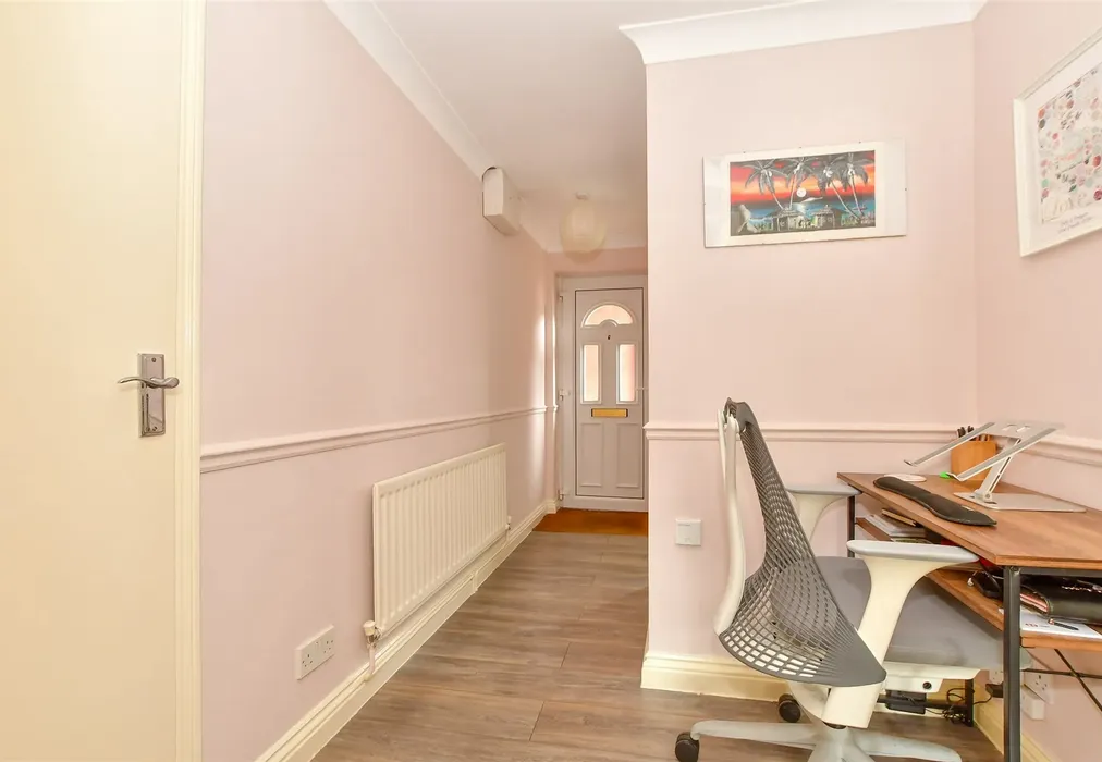 Hallway - Colville Mews, Billericay, Essex - Wards of Kent