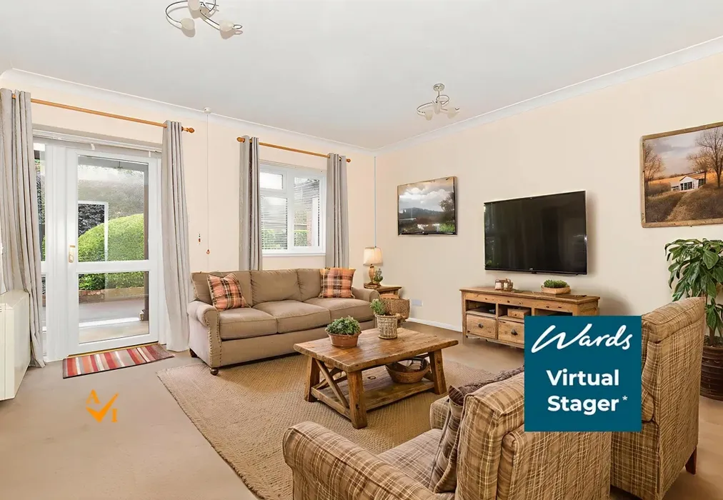 Lounge/Diner (Farmhouse style) - Russet Court, Coxheath, Maidstone, Kent - Wards of Kent