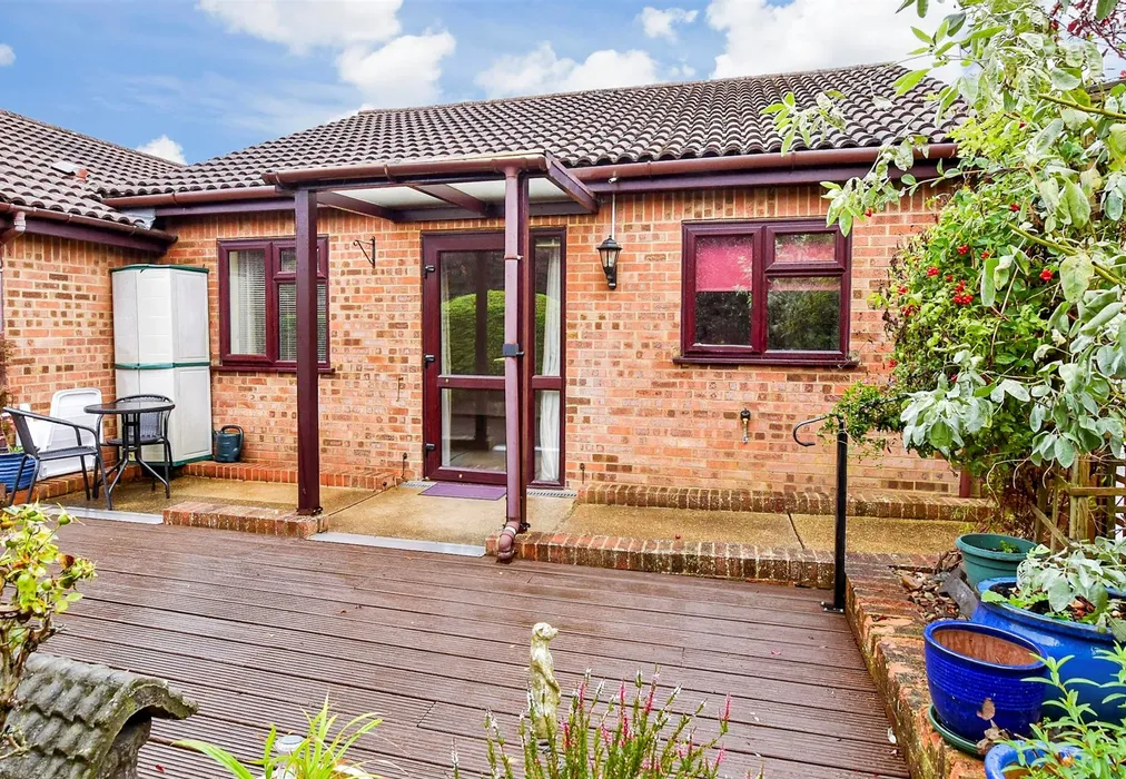 External (Web) - Russet Court, Coxheath, Maidstone, Kent - Wards of Kent