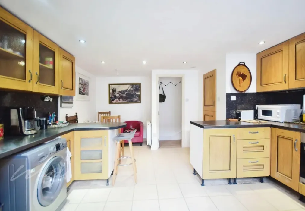 Kitchen - Eagle Hill, Ramsgate, Kent - Wards of Kent