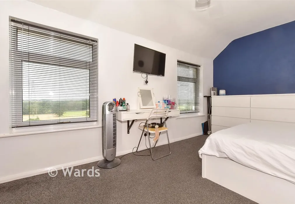 Bedroom 1 - Terrace Road, Elvington, Dover, Kent - Wards of Kent