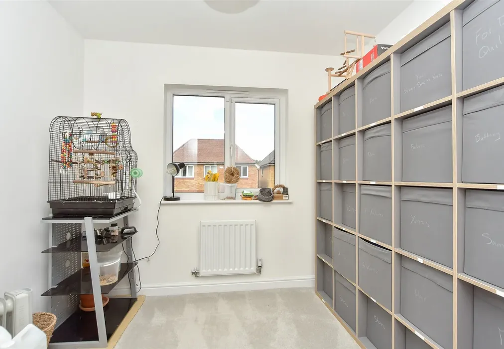 Bedroom 3 - Chestnut Lane, Sittingbourne, Kent - Wards of Kent